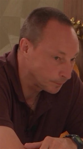 Janaki wil gewoon graag naar bed - NET5 Vanavond!