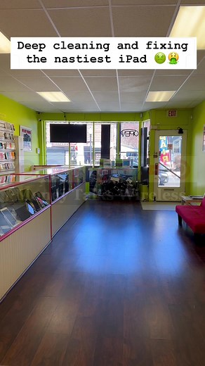 Deep cleaning and fixing the nastiest iPad I’ve ever seen 🤢🤮 #deepcleaning #moneytalkswireless #fyp #gross | Money talks wireless