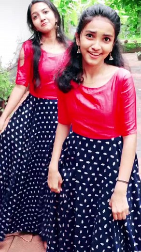 When Someone Comes While Taking Video😂🙈#blooperalert #malayalam#sistah @kavyauday #tiktok_india #fyp #tamillove