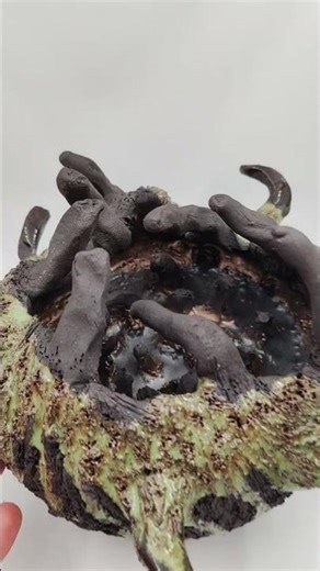 SUOHAUTA - SWAMP GRAVE #keramiikka #sculpture