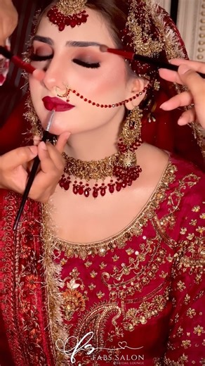 7.4K views · 103 reactions | Zarah all the way from sargodha booked us to be our Signature Line Barat Bride & went away with the exact Look she had in mind! 杖 ♥️ @fabs_salon Bookings open till December 2024” 0335-5593228 ☎️  : @zenias_jewellery  : @preloved_dreamss { Tutorial | Bridal Makeup | Barat | Walima } | Fab's Beauty Saloon | Facebook