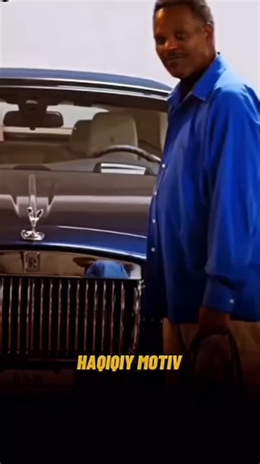 Anasxon on Instagram: "Motiv ❗❗ In 1981, two football Diego Maradona and Pelé shared a legendary moment on live TV. During a lighthearted show, Maradona, full of charm, invited Pelé to join him for a playful challenge — header juggling. With smiles on their faces and a ball between them, they bounced it back and forth using only their heads — showcasing not just technique, but mutual respect and pure love for the game. This simple act became iconic — a symbol of sportsmanship, unity, and the tim