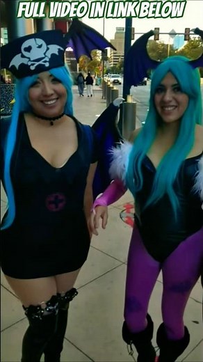 2 Morrigan Aensland from Darkstalkers!? #cosplay #horror #halloween #fearfest #videogames #con