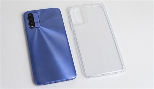 Trucos caseros para limpiar la funda transparente y eliminar el amarillento