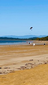Skydivers landing on beautiful beach. #missionbeach #QLD #musica #greenway #didgeridoo #gettindidgee #skydivers #australia #improvisation | Gettin Didgee