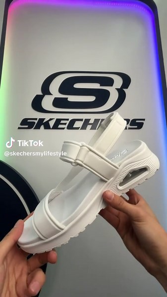 Skechers Women Modern Comfort Uno Summer Sandals Review