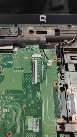 compaq 420 laptop teardown ‪@UMCUniversalsMobilesandCompute‬ #laptoprepair #smartphone