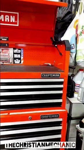 sneak peak at the new toolbox.CRAFTSMAN 2000 Series 52-in With top box. #craftsmantoolbox #tools