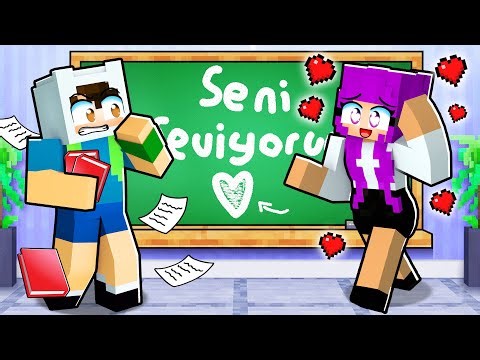 KIZ ÖĞRETMENİM BANA AŞIK OLDU 😱 Minecraft...