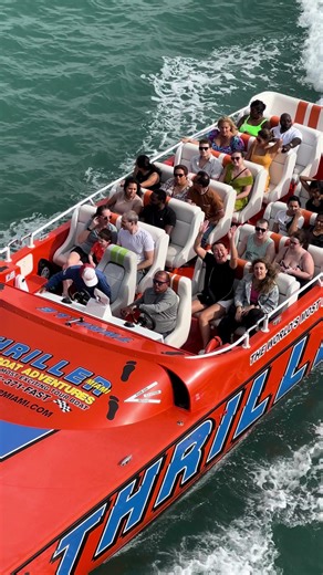 78K views · 180 reactions | Thriller on the Bay  ~ Ecstatic Passengers enjoying their Powerboat adventure tour #yachtdealnow #yachtclicks | Yacht Clicks | Facebook