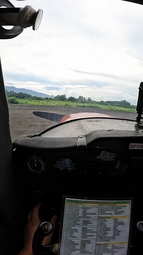 How to Start a C152 Airplane Engine Safely