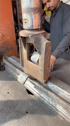 Tractor and Trolley's Clamp Making With Hydraulic Press Machine #tractor #trolley #clamp