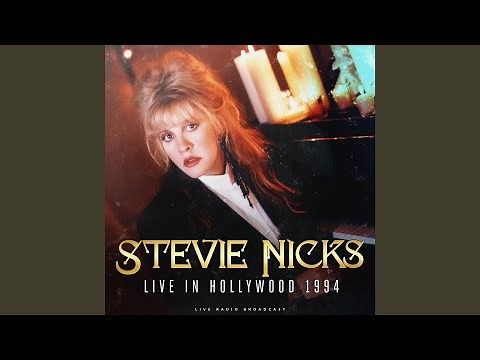 Gold Dust Woman (live)