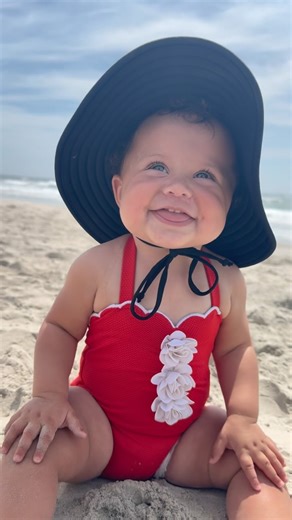 25K views · 691 reactions | Baby’s first time at the beach- She is loving it! Had more than a little fun in the sand ️ #firsttimeonthebeach #babiesofinstagram #babysfirst Swimsuit: @janieandjack Sun hat: @rufflebutts | The Walters Family | Facebook