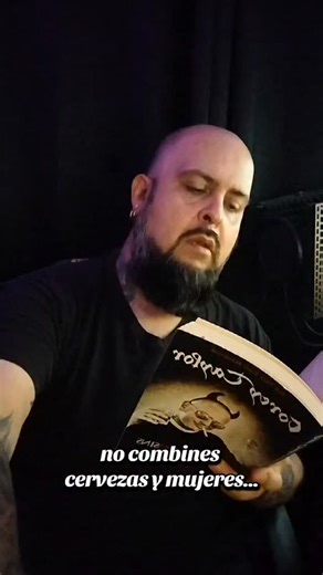 Corey Taylor y su libro seven deadly sins #coreytaylor #slipknot #libro #biografia #music | jorgen vocal coach
