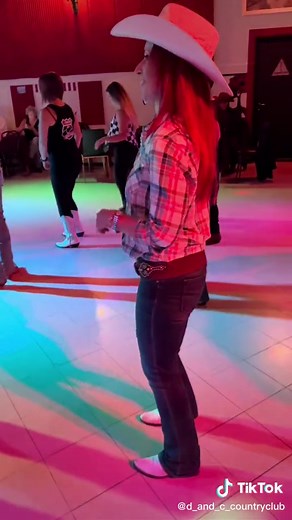 Country Line Dance to Corn by Blake Shelton