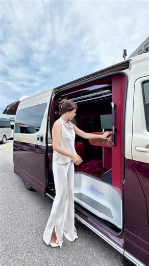 Very beautiful 2026 brand-new Toyota luxury Hiace #supercars #luxurycars #car