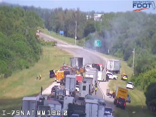 Truck fire stops traffic on northbound I-75 in Venice