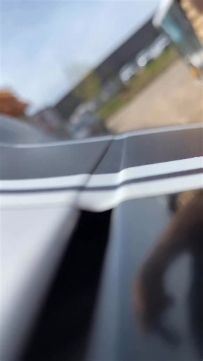 Cut in the middle. Always. SasserCut PRO. Order at signmakertools.ca 🇨🇦✌️🇺🇸 ••• #signmakertools #signshop #wrapshop | Sign Maker Tools