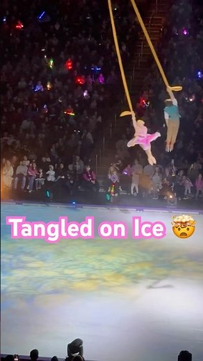 Tangled on Ice 🤯 | Rapunzel & Flynn’s Aerial Stunt Live