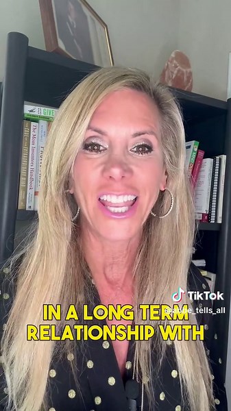 Ladies! We all need a Beige Flag Men in out lives! 🤎✨ #beigeflag #couples #marriage #redflags #relatable #relationshipadvice #datingtips #datingcoach #relationshipcoach #fyp #foryoupage