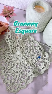 16K views · 150 reactions | Próximo tutorial ✨Blusita Tejida con este Hermoso granny Square✨ No te lo pierdas por mi canal de YouTube Tejidos Mujer Moderna @fans destacados #crochet #tutorial #grannysquare #ganchillo #tutorialdetejido #comotejer | Tejidos Mujer Moderna | Facebook