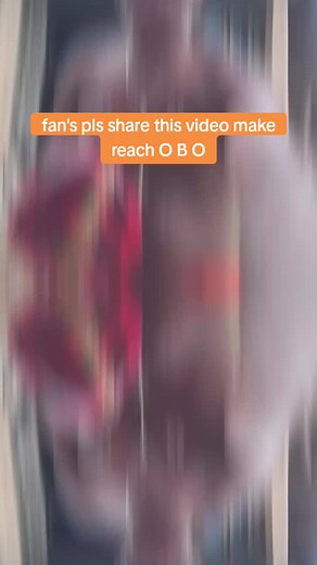 Fan Interactions and Surprising Moments with Artists