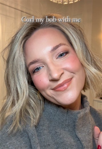 My go-to tricks for curling the bob quickly to maximize ✨ volume ✨ Tools & products are saved in my Amazon 🤍 #bobhairstyle #stylingbobhair #bobstylehaircut #softglammakeup @Living Proof, Inc. @Oribe @T3 Micro