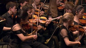 Four Sea Interludes by Benjamin Britten 🌊 Explore Britten’s musical seascapes together with The National Youth Orchestra and conductor Alexandre Bloch. Here’s the opening to his immersive Four Sea Interludes and Peter Grimes’ journey to belonging. Recorded live at the Barbican Centre, the full video is now available on our YouTube channel. Watch now: https://youtu.be/OrjGoUEkauw?si=jnXeUHwBpuTU_lCF | The National Youth Orchestra