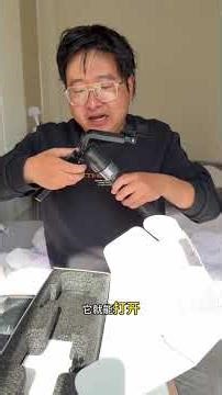 The tracking selfie stick is cheap and easy to use a great companion for self-media#Review