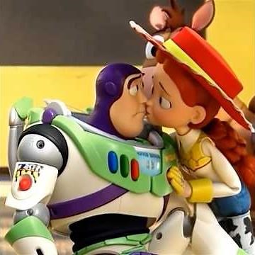 Toy Story: Buzz Lightyear & Jessie Can’t Stop Kissing! 😘 (Parody)