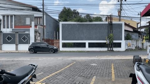 clip-3967782577-kudus-central-java-december-26-2025-on