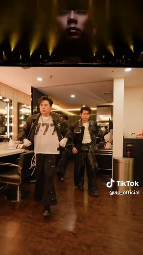 Concert Backstage POV: Exclusive Access and Footage