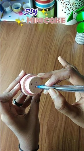 mini cake DIY | DIY bottle cap cake | easy craft ideas #diy #craftyhome #shorts