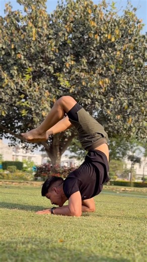 Only 1% Can Do This Scorpion Pose 🦂 l Balance + Flexibility
