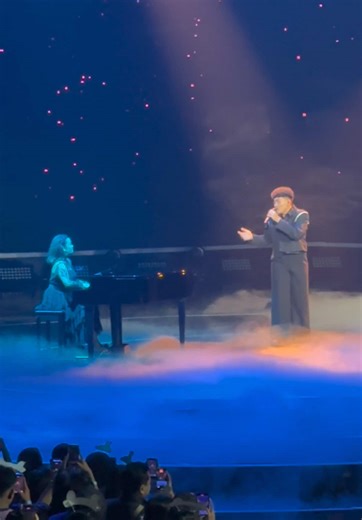 Alhamdulillah kelima judges happy malam hari ini 🪐✨ Apalagi Kang Soleh & Bang Judika, Sehat sehat dan bahagia selalu judges 🚀 Terima kasih banyak @ecky.mhd telah berjuang keras untuk Kalimantan Selatan di Panggung @indonesianidolid Perjuangan belum berakhir, saatnya rapatkan barisan dan kencangkan voting, caranya mudah cukup donlod aplikasi @Official RCTI cari gambar wajah Ecky dan klik maksimal sampai 3x (gratis) lalu tambahkan via berbayar tinggal scan barcode QRISnya. Terima kasih banyak or