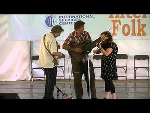 Appalachian Hoedown square dance song by Three Thin Dimes