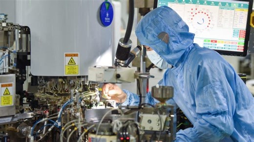 FOX Business Flash top headlines for July 3