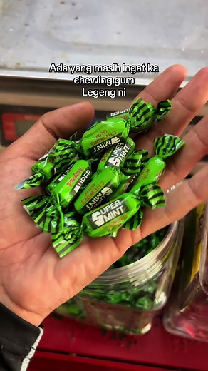 Chewing Gum Legends: Nostalgic Memories