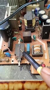 95K views · 3.3K reactions | He found the switch was not fully connected on the CRT tube TV machine #Switch #Knob #Repair #crttv #tubetv #Soldering #Desoldering #electronics | Delofha Servis | Facebook