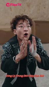 Xem cả bộ 👉 https://www.flextv.cc/s4/6KxkD0N4WQ 💎 Công Lý Trong Đôi Giày Cao Gót Sau nụ cười hiền dịu và vẻ ngoài hoàn hảo, cô giấu đi sức mạnh của mình. Khi buộc phải kết hôn vì lợi ích gia tộc, cô đành chấp nhận. Nhưng khi người chồng mới vượt quá giới hạn, cô sẽ khiến anh ta trả giá. 🔥 Liệu cô sẽ giải quyết thế nào với người chồng này? #FlexTV #FlexTVApp #drama #báothù #tìnhyêu | Trung tâm chia sẻ phim ngắn Việt