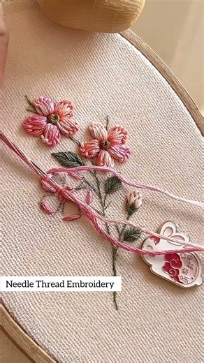 Blooming Beauty | Handcrafted Flower Embroidery Hoop Art #embroideryforbeginners #embroidery