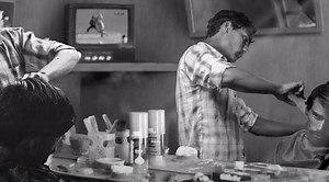 4 Nostalgic Reasons Why An Indian Barber’s Shop Is An Institution In Itself - ScoopWhoop