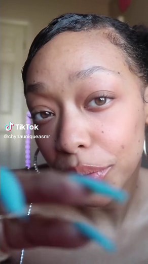 Do you like mouth sounds? 🫣✨💖 #asmr #chynauniqueasmr #fyp #asmrsounds #chynaunique #asmrvideo #lipgloss #asmrlipgloss #relaxingasmr #reels #satisfying #satisfyingvideo #mouthsounds #mouthsoundsasmr #chynauniquetingles #foryoupage #asmrtiktok #fypシ