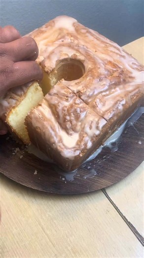 If you want my full Sour Cream Mile-High Poundcake Recipe, grab it here ➜ https://jaffrywardjr.gumroad.com/ — this is where all my poundcake e-books live! This tall, buttery, melt-in-your-mouth soft poundcake is straight from my Southern kitchen, and the full recipe is waiting for you on my GumRoad ➜ https://jaffrywardjr.gumroad.com Sour Cream Mile-High Poundcake — rich, tender, and sky-high. The secret? Room-temp butter, a whole cup of sour cream, and beating that sugar until it turns white and