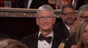 Ricky Gervais Mocks Apple's "Sweatshops in China" with Tim Cook in Audience at Golden Globes
