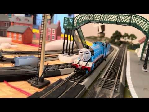 Two eye operating custom Gordon faces