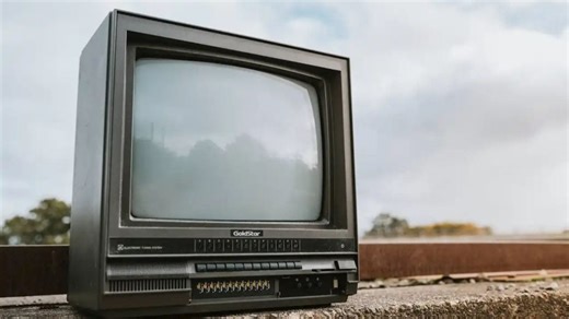 Traditional television has already started using ads with AI. And this is just the beginning - Softonic