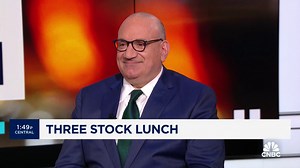 Three-Stock Lunch: Crocs, Microsoft & Valero Energy