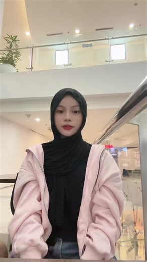 Tari Velocity: Selamat Tahun Baru bersama Adinda Putri